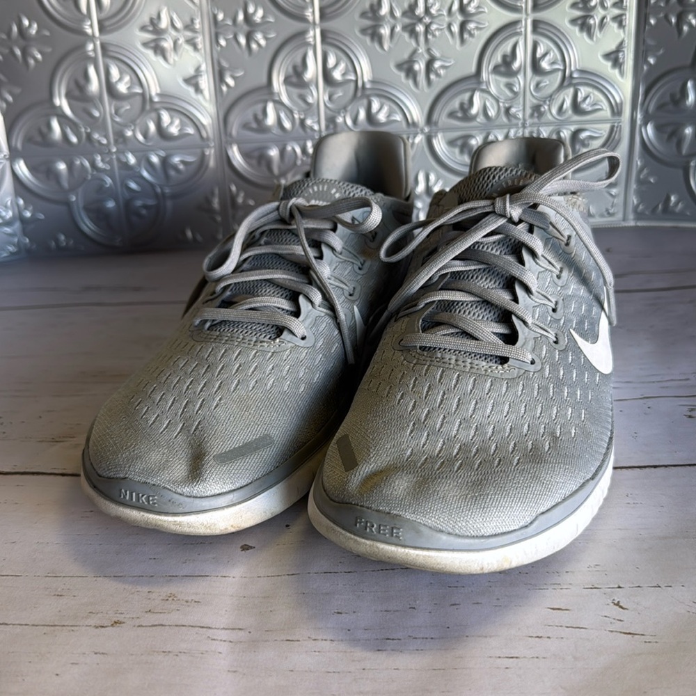 Nike Free Rn - Picture 2 of 5